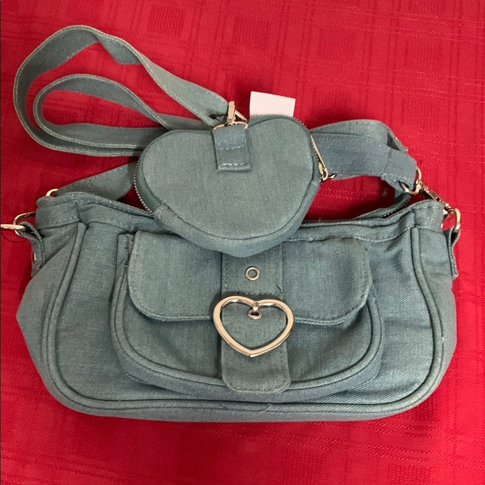 Stylish Bioworld Blue Heart Accent Women's Bag